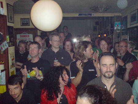 The Mahones live at the Fiddler's Green in Oldenburg
