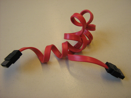 Ringelschwanz-SATA-Kabel